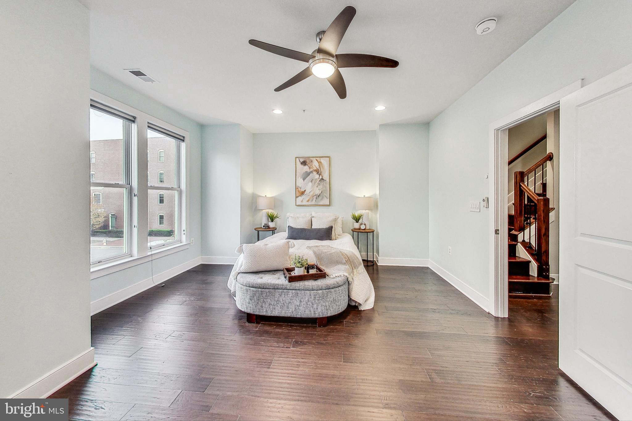 POTOMAC  YARDS - Residential