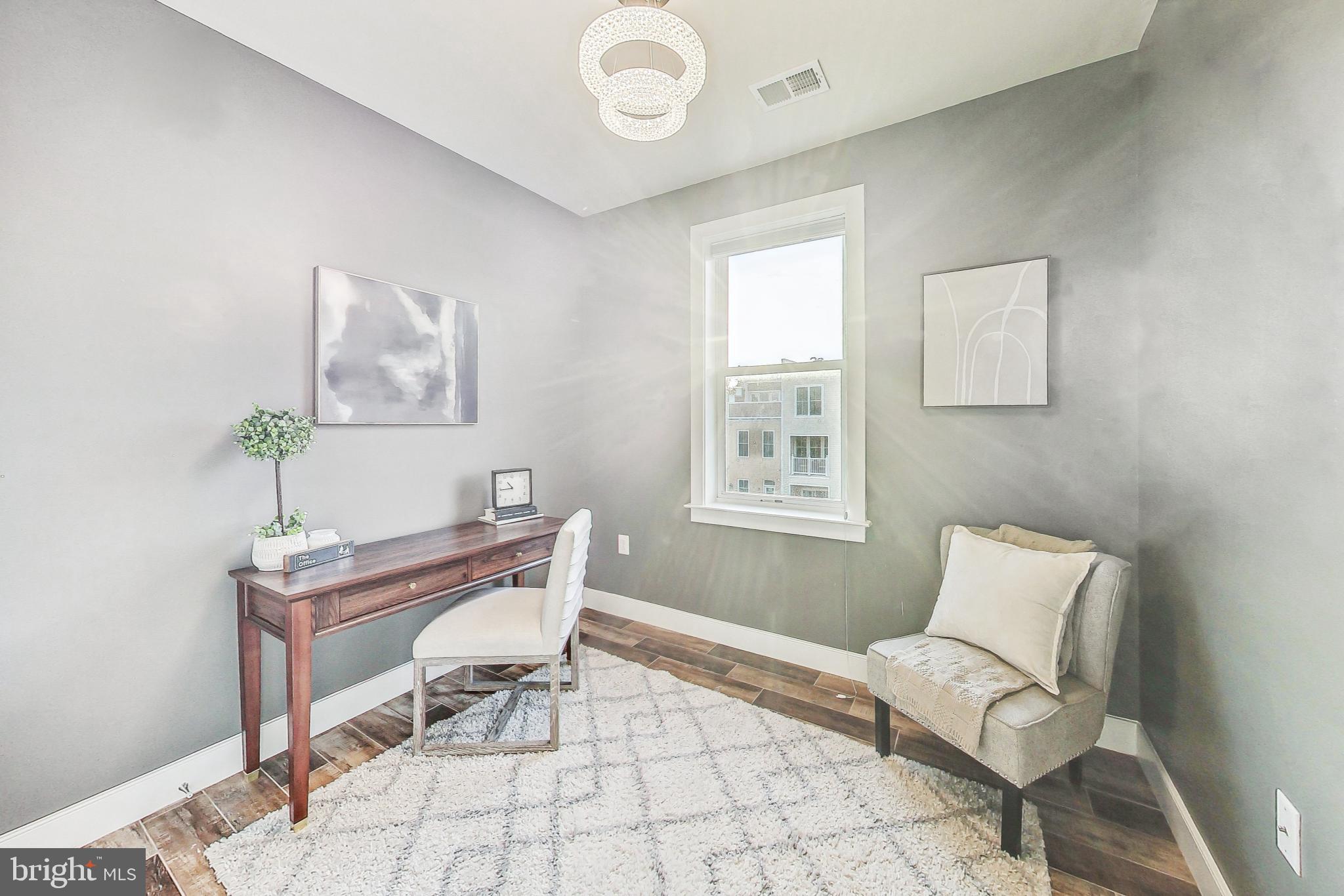 POTOMAC  YARDS - Residential