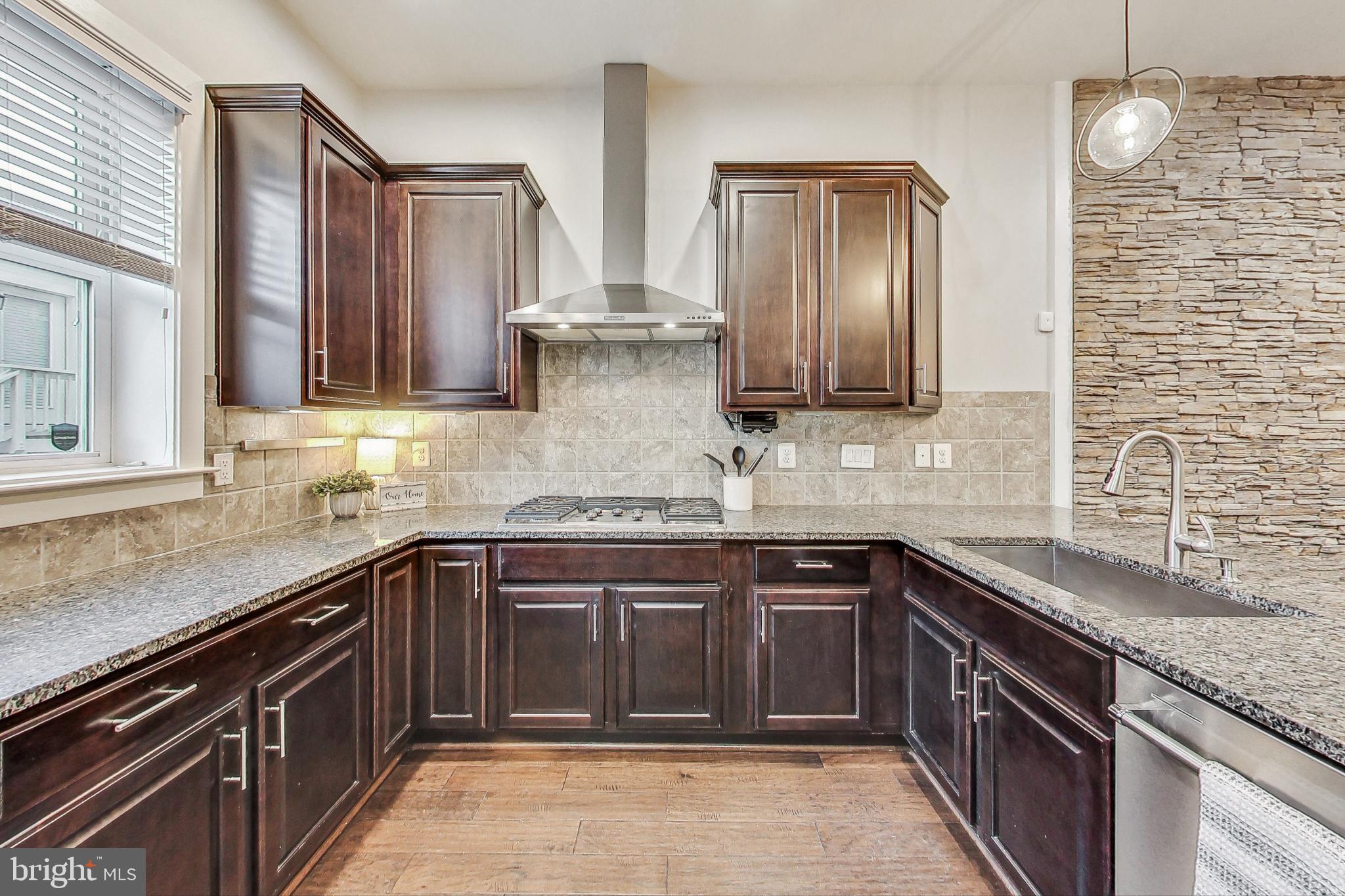 POTOMAC  YARDS - Residential