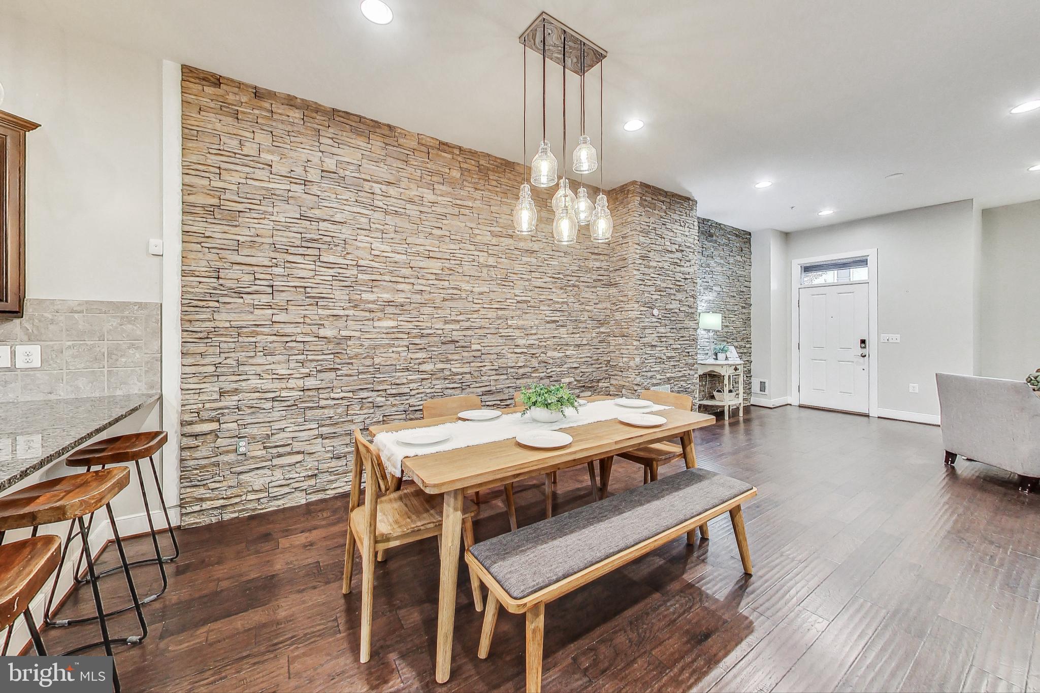 POTOMAC  YARDS - Residential