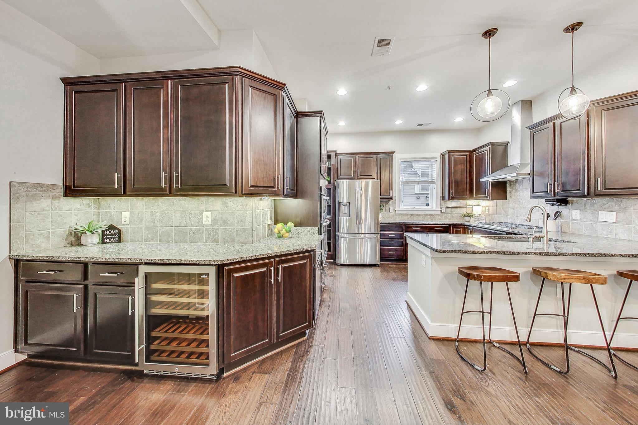 POTOMAC  YARDS - Residential