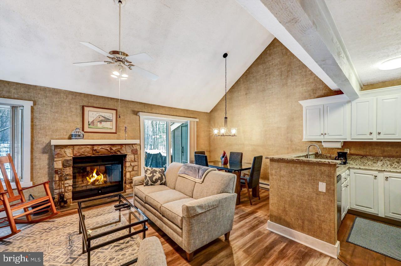 SNOW RIDGE VILLAGE - Residential