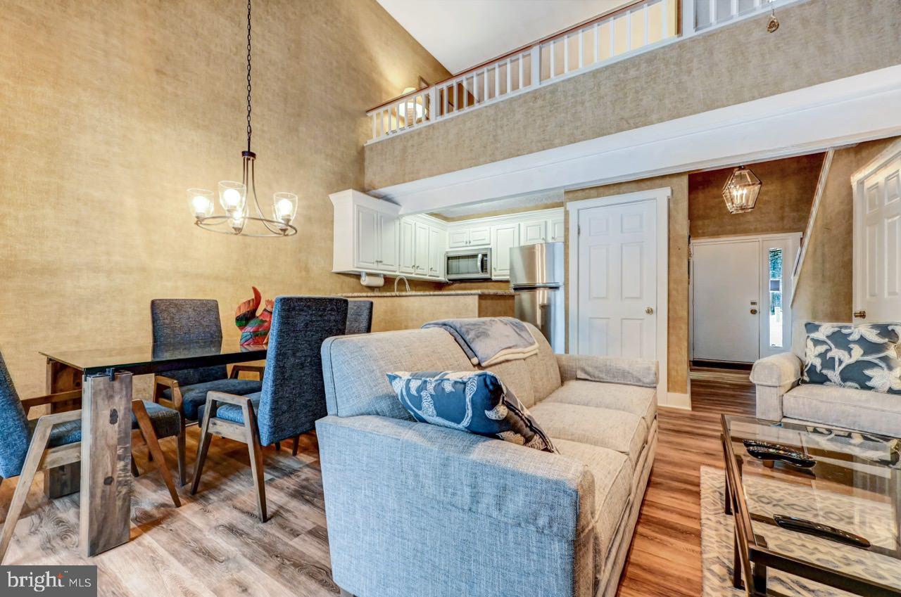 SNOW RIDGE VILLAGE - Residential