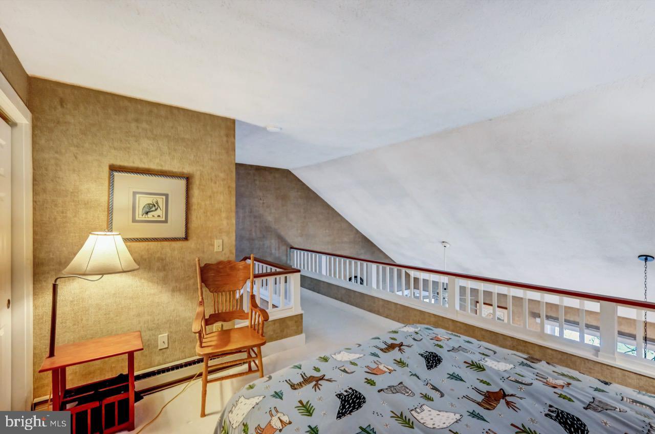 SNOW RIDGE VILLAGE - Residential