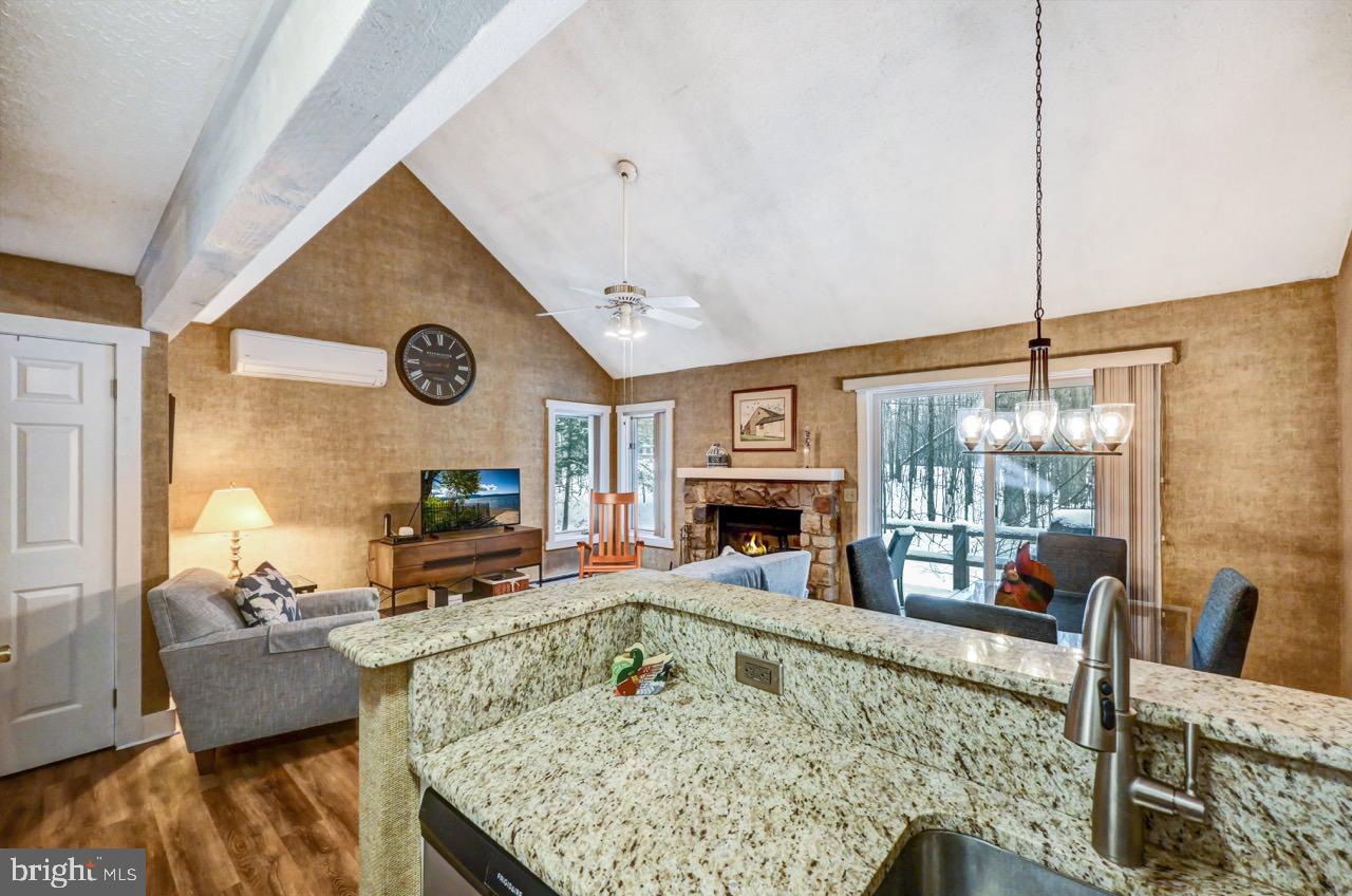 SNOW RIDGE VILLAGE - Residential