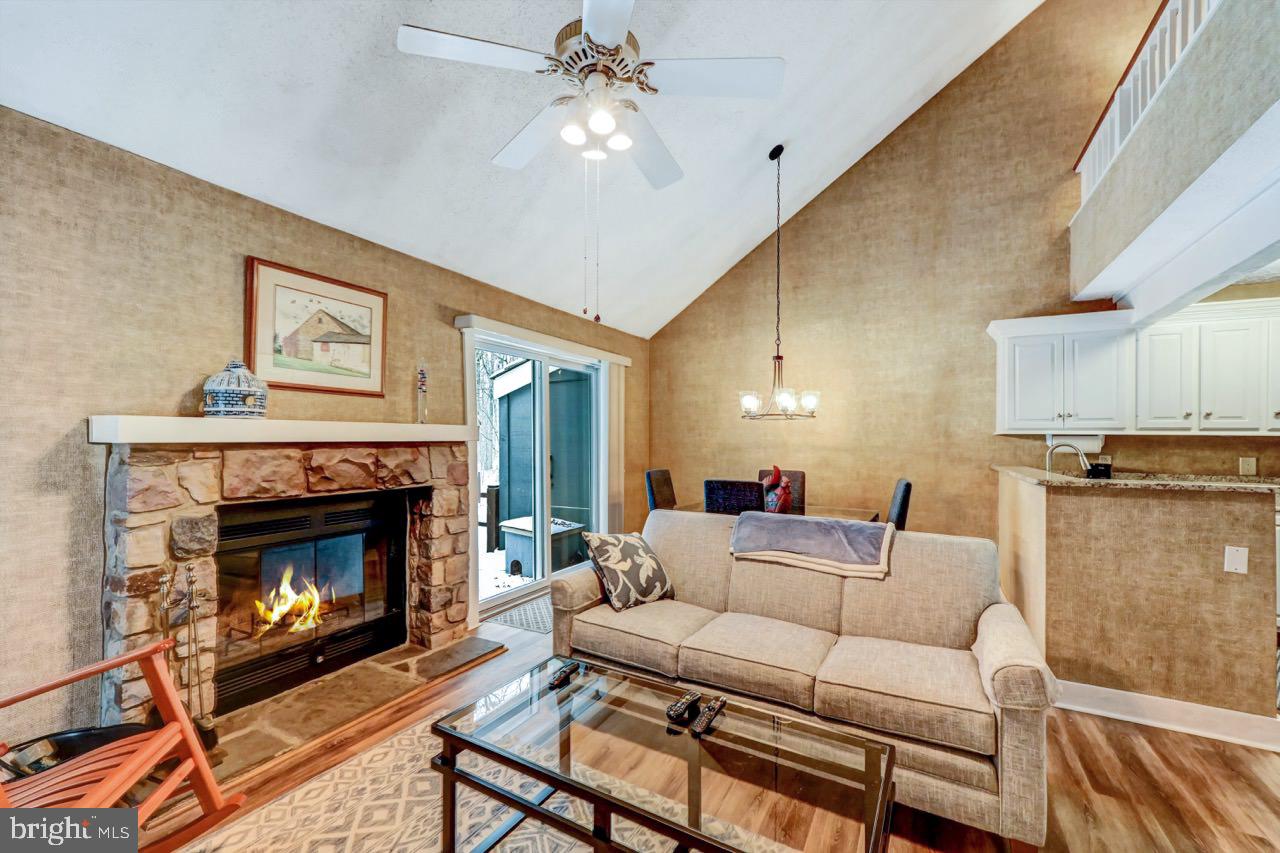 SNOW RIDGE VILLAGE - Residential