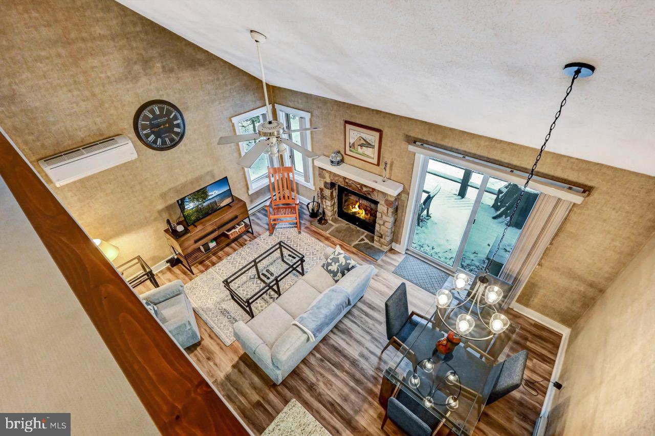 SNOW RIDGE VILLAGE - Residential