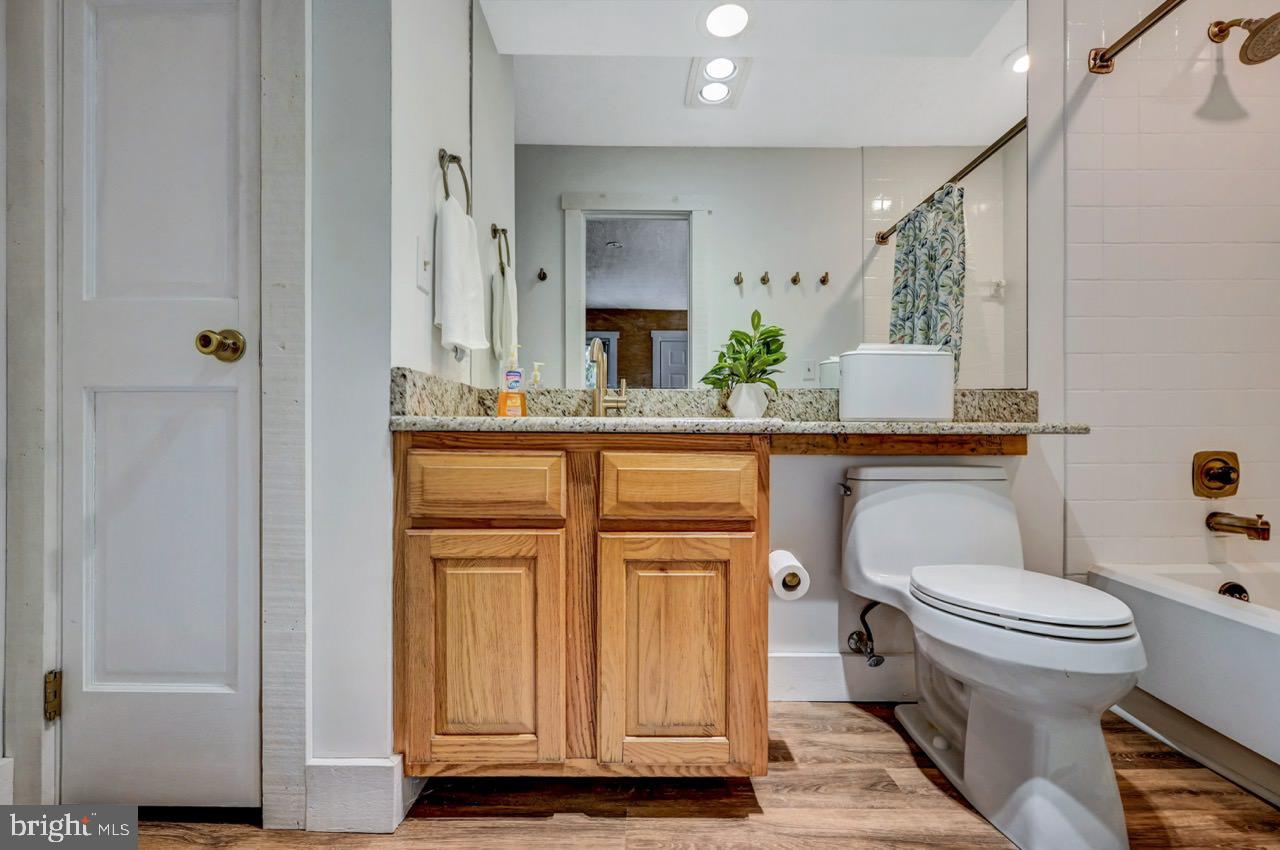 SNOW RIDGE VILLAGE - Residential