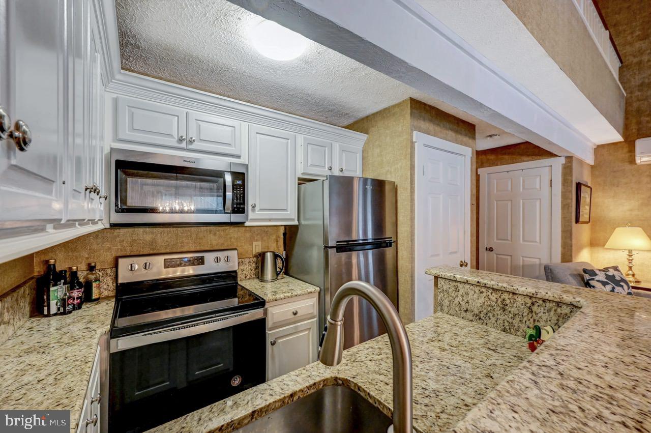 SNOW RIDGE VILLAGE - Residential