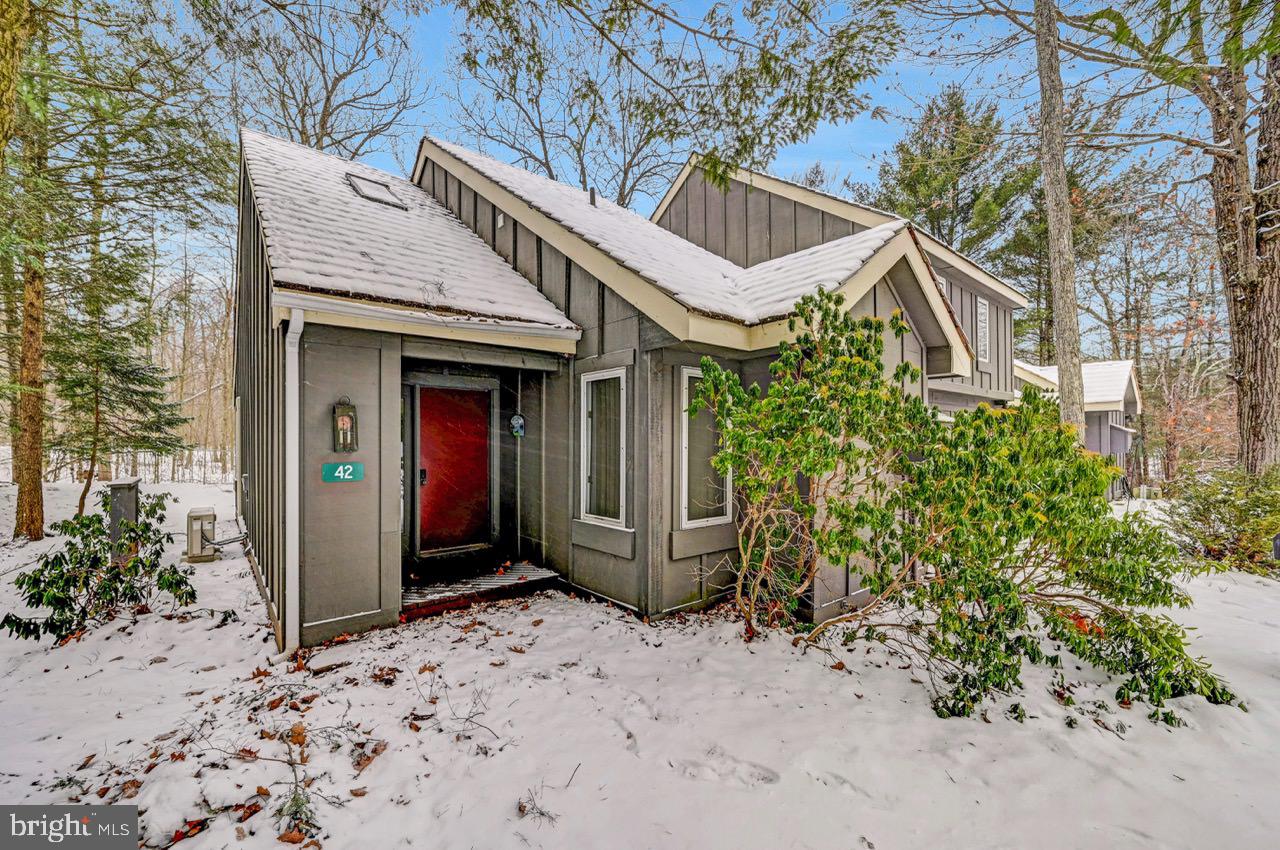 SNOW RIDGE VILLAGE - Residential