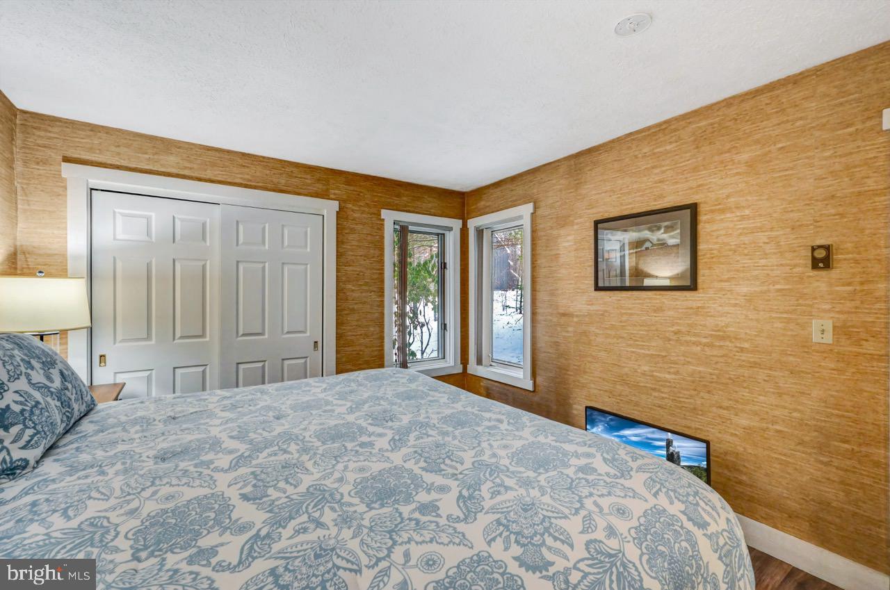 SNOW RIDGE VILLAGE - Residential