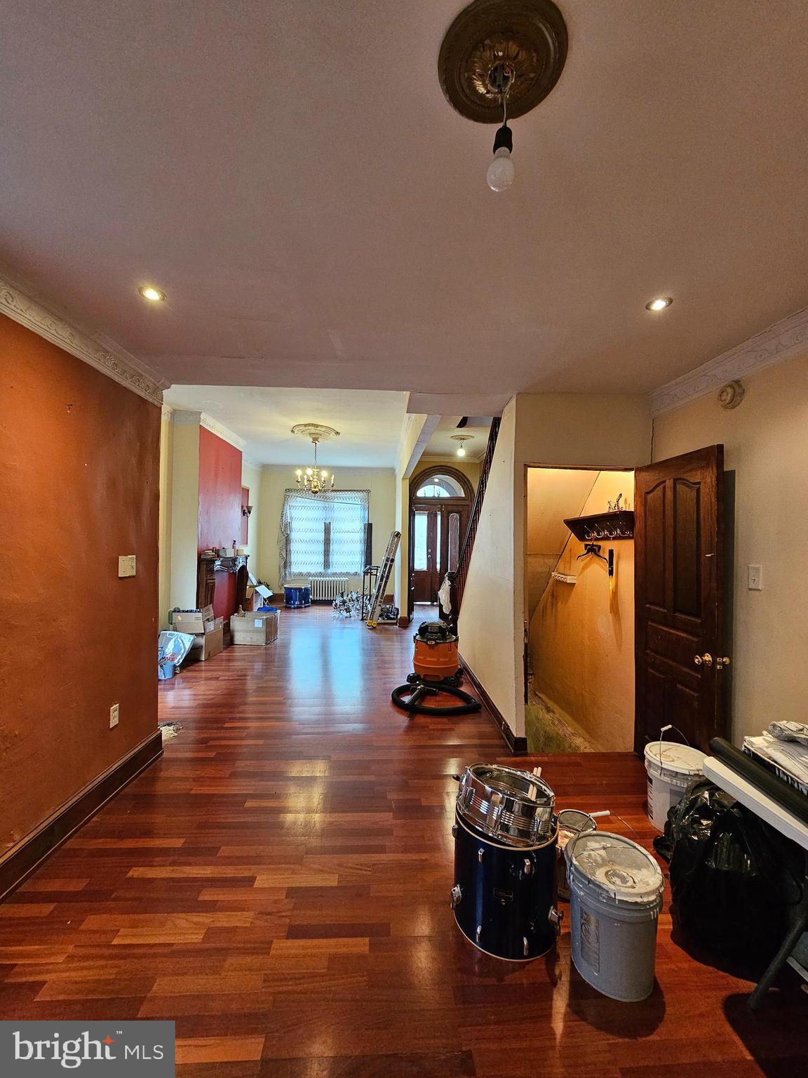 FAIRMOUNT - Residential