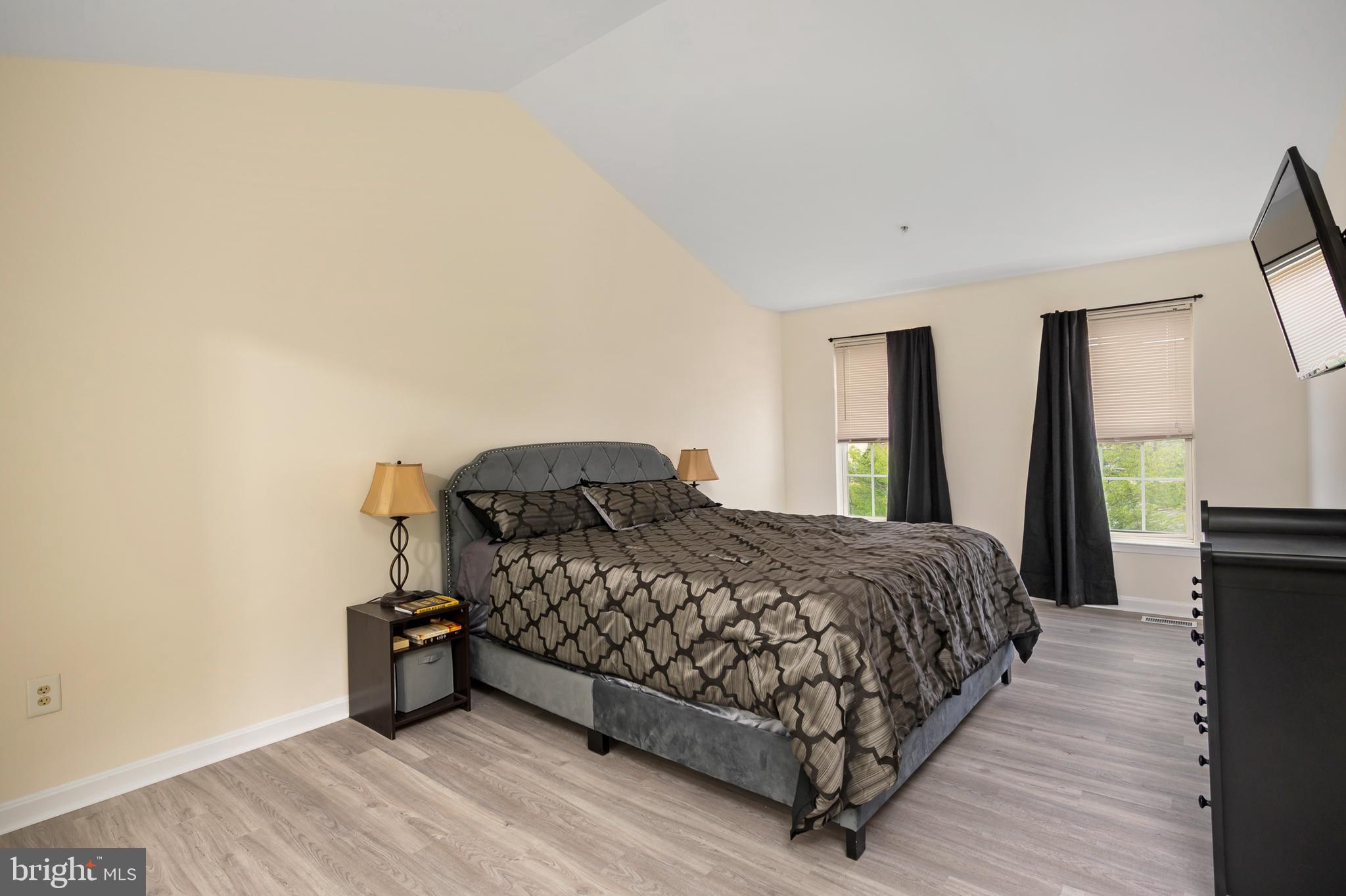 MELWOOD SPRINGS - Residential