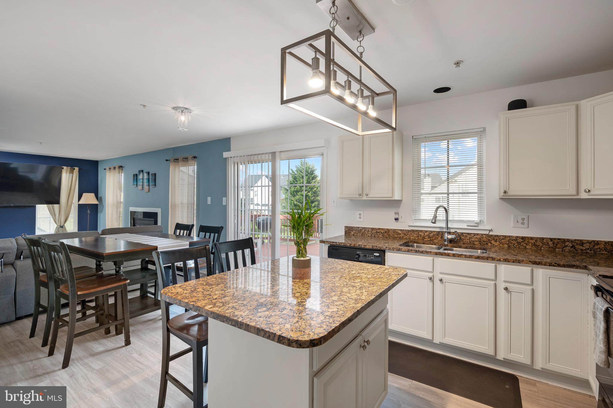 MELWOOD SPRINGS - Residential