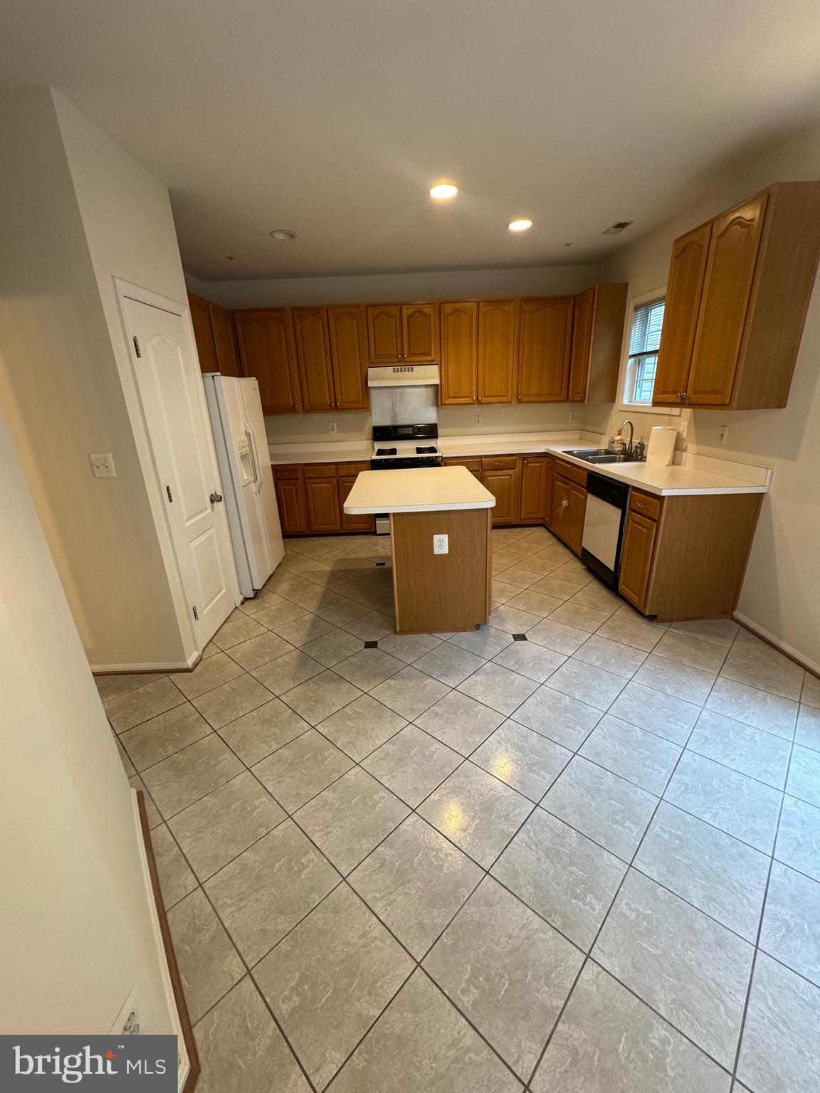 QUAIL RUN SOUTH - Residential