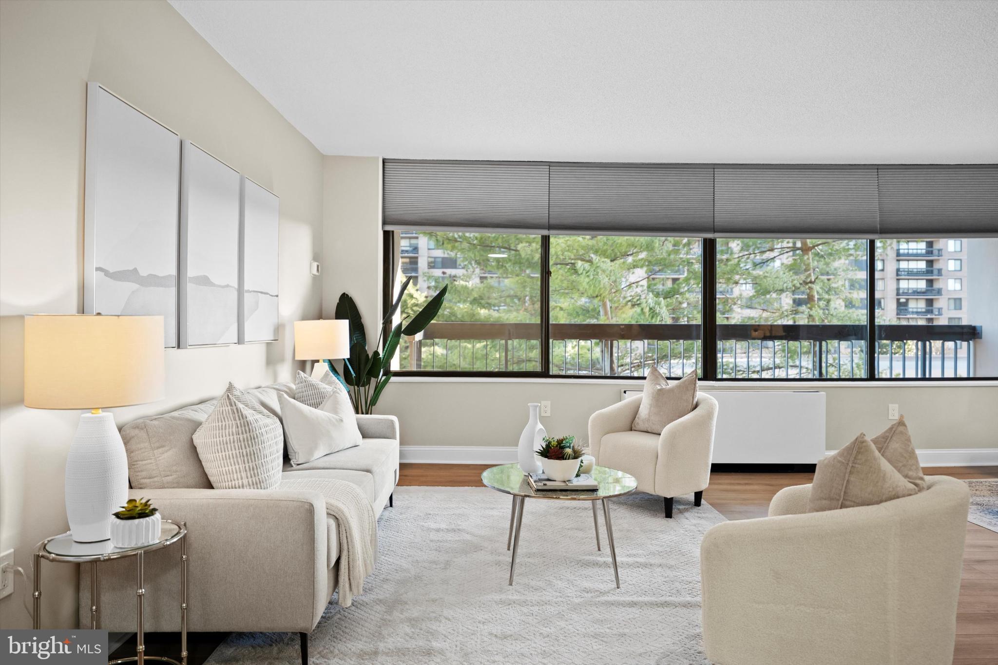 SKYLINE PLAZA - Residential