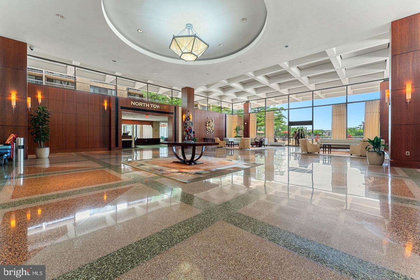 SKYLINE PLAZA - Residential