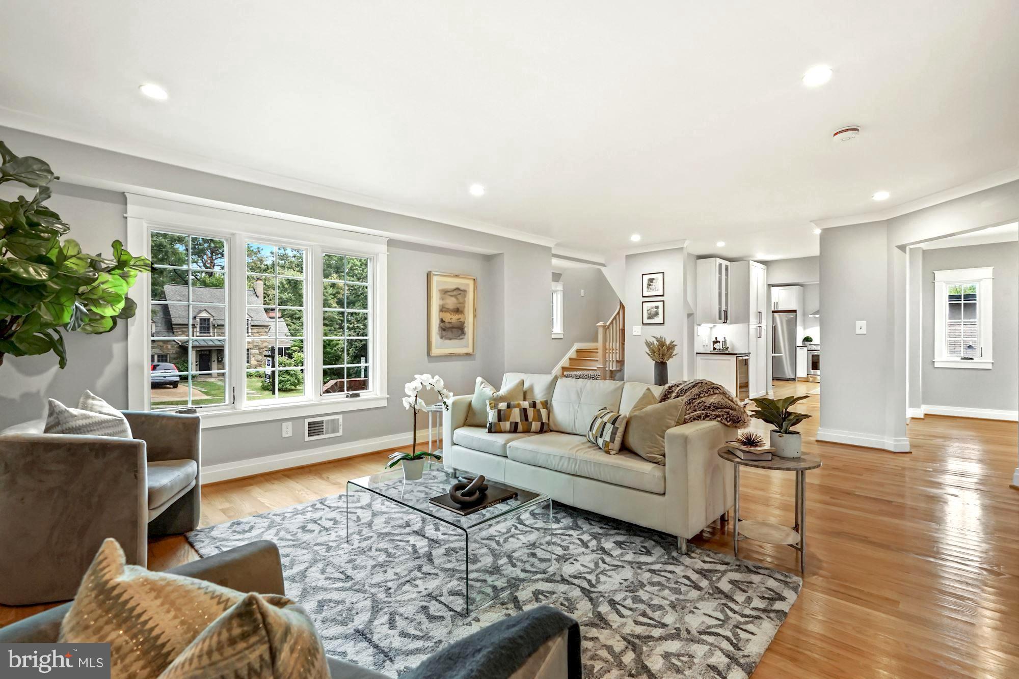 COLLEGE PARK - Residential