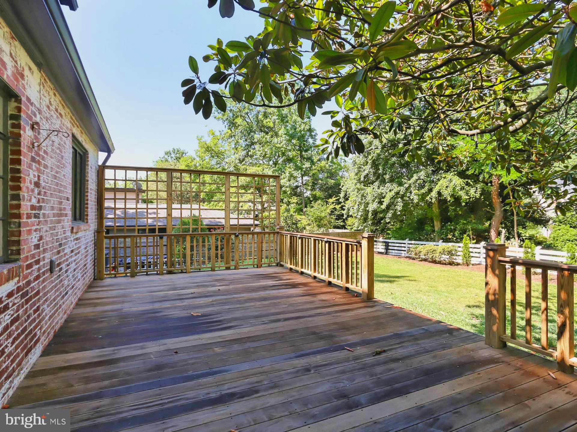 COLLEGE PARK - Residential