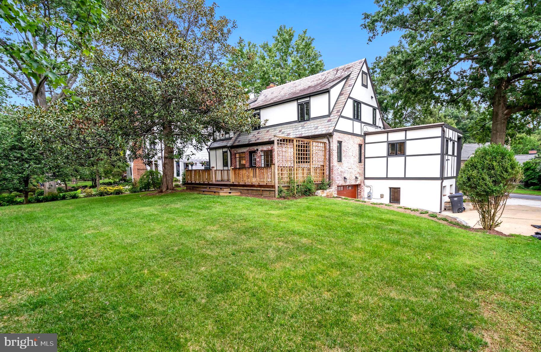 COLLEGE PARK - Residential