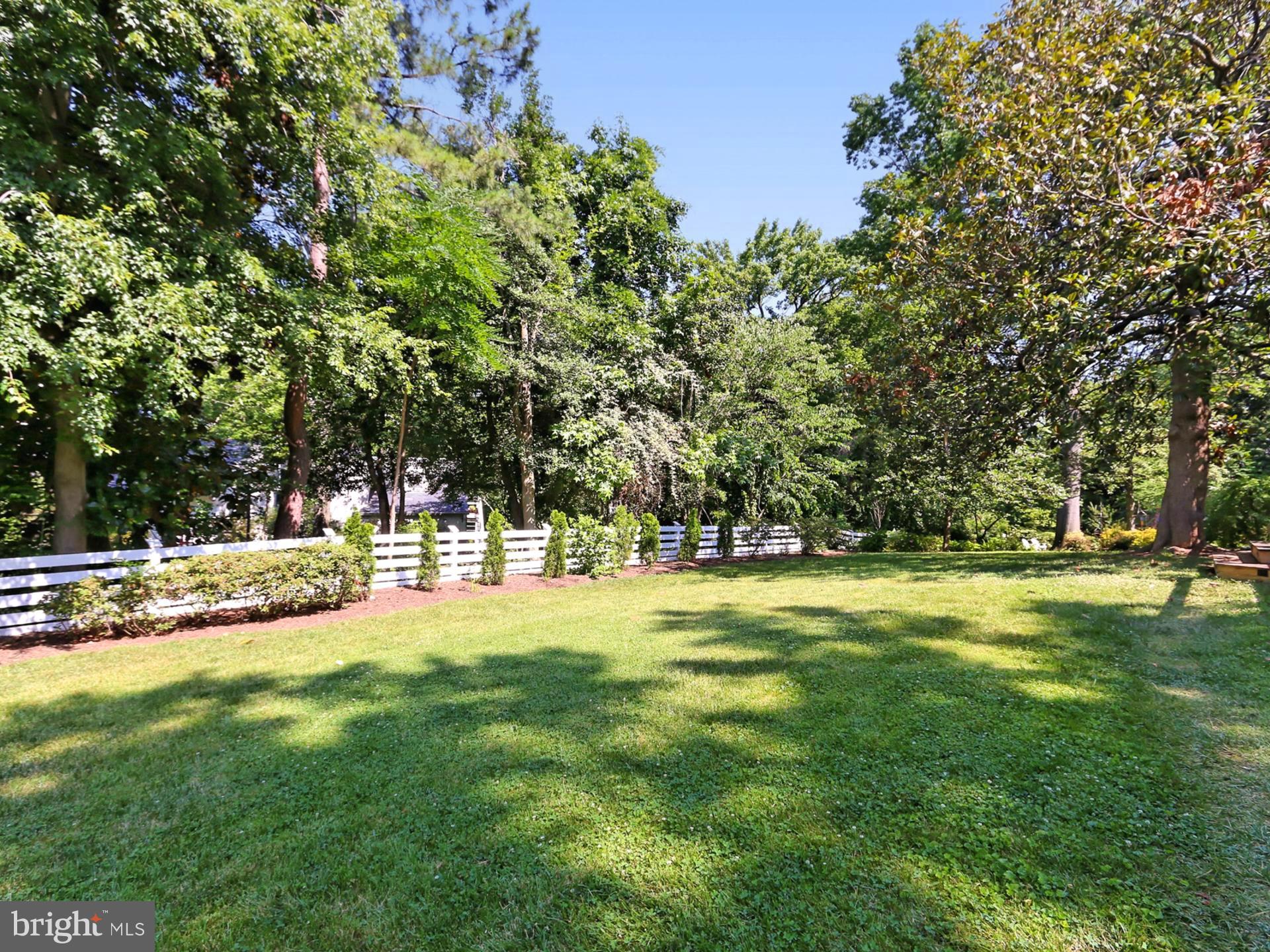 COLLEGE PARK - Residential