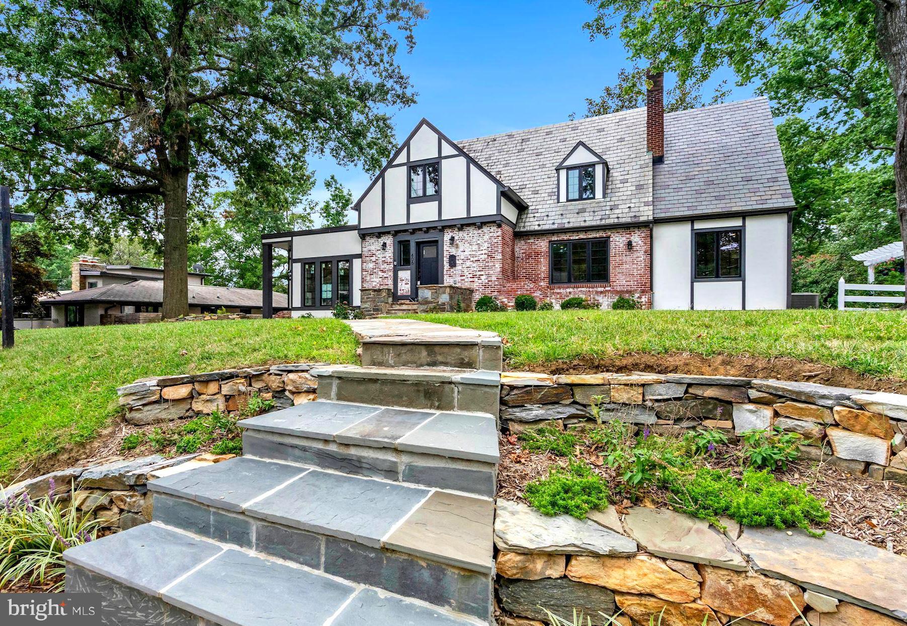 COLLEGE PARK - Residential