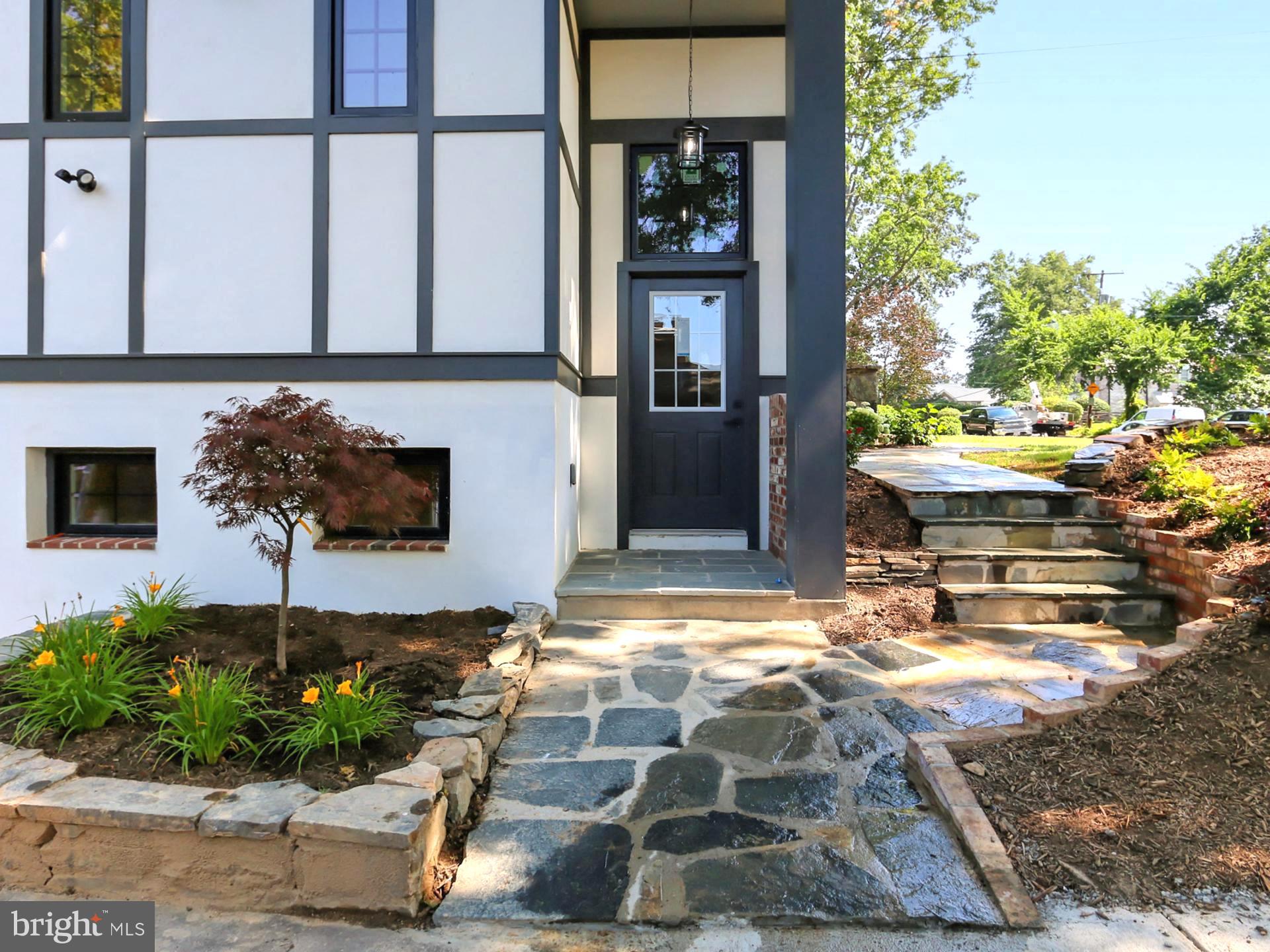 COLLEGE PARK - Residential