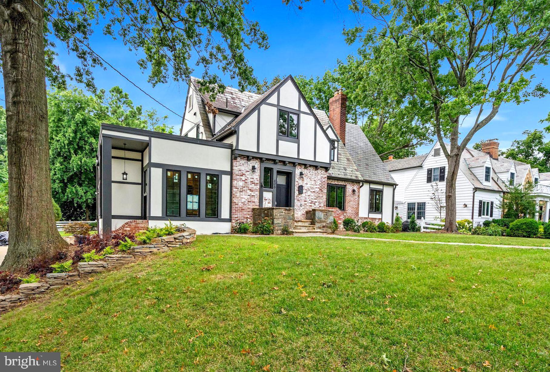 COLLEGE PARK - Residential