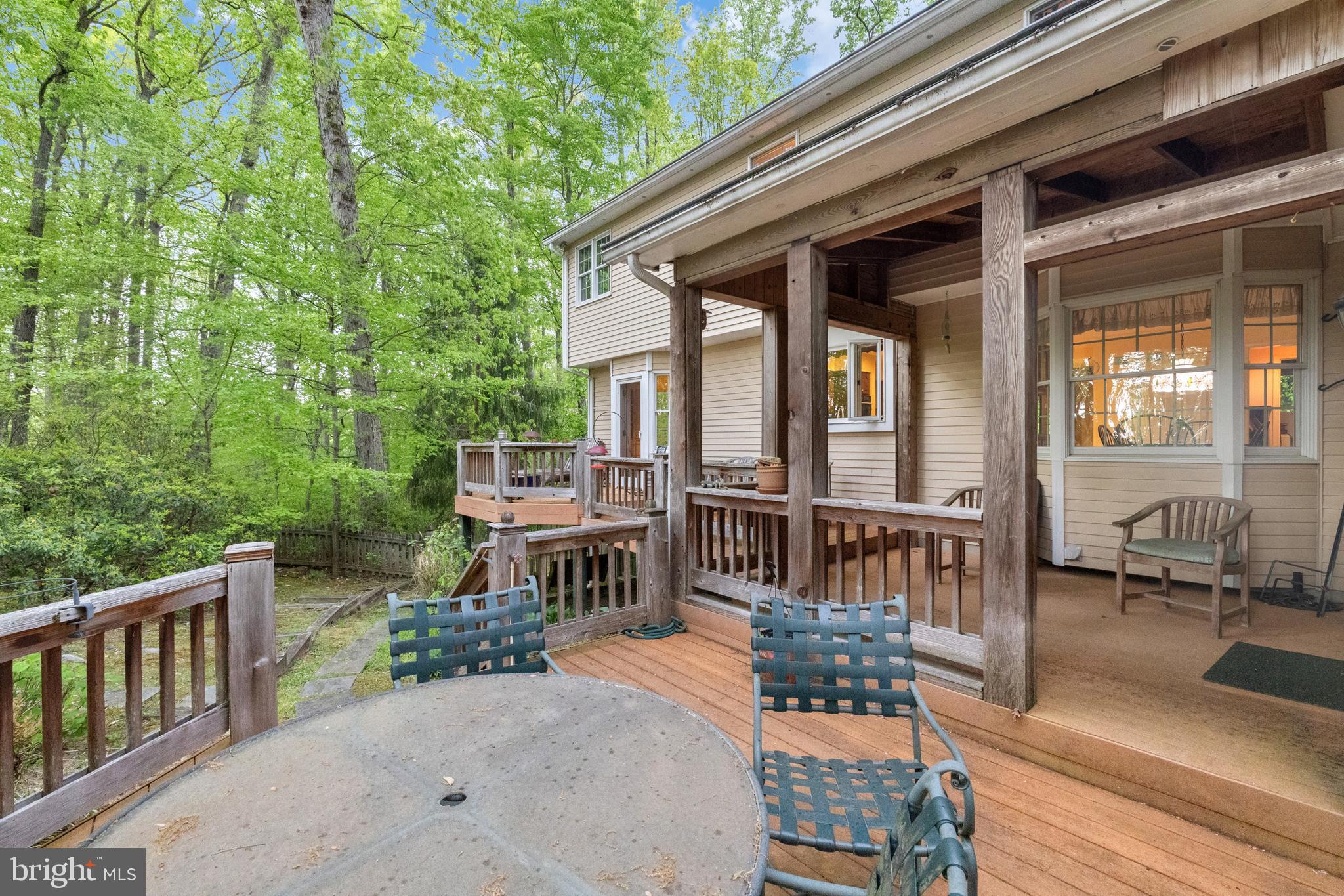 1812 CROSSPOINTE DRIVE