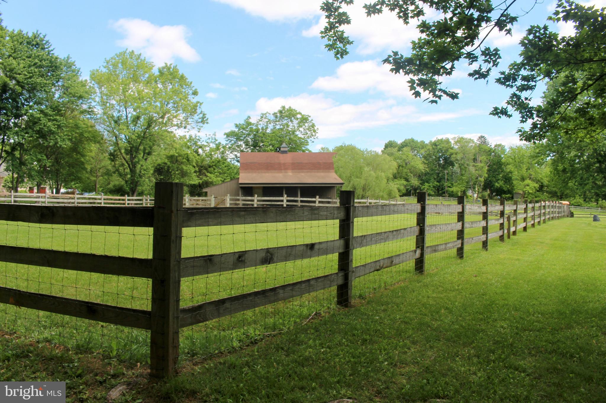 BUCKINGHAM VALLEY - Residential