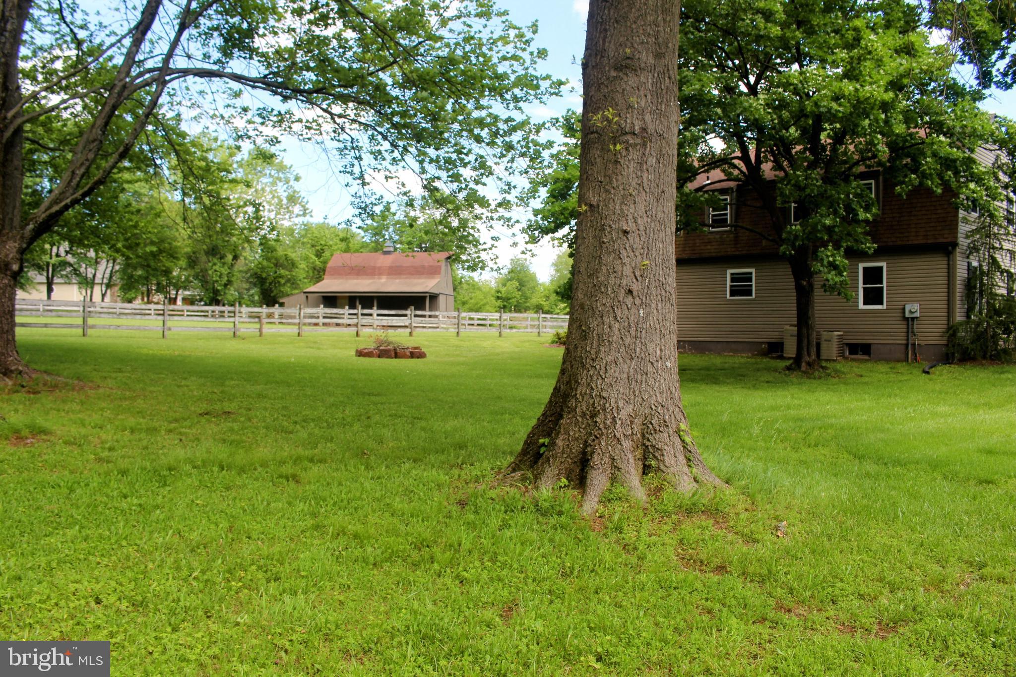 BUCKINGHAM VALLEY - Residential