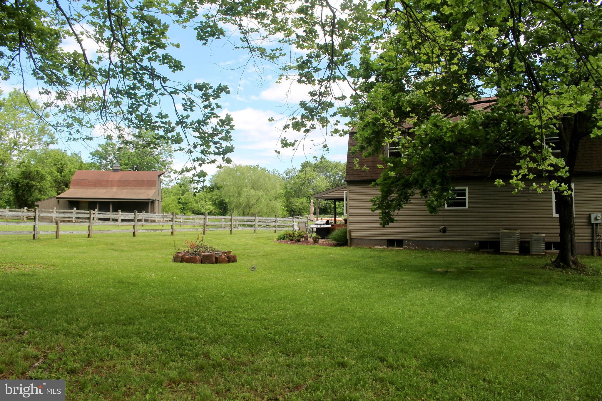 BUCKINGHAM VALLEY - Residential