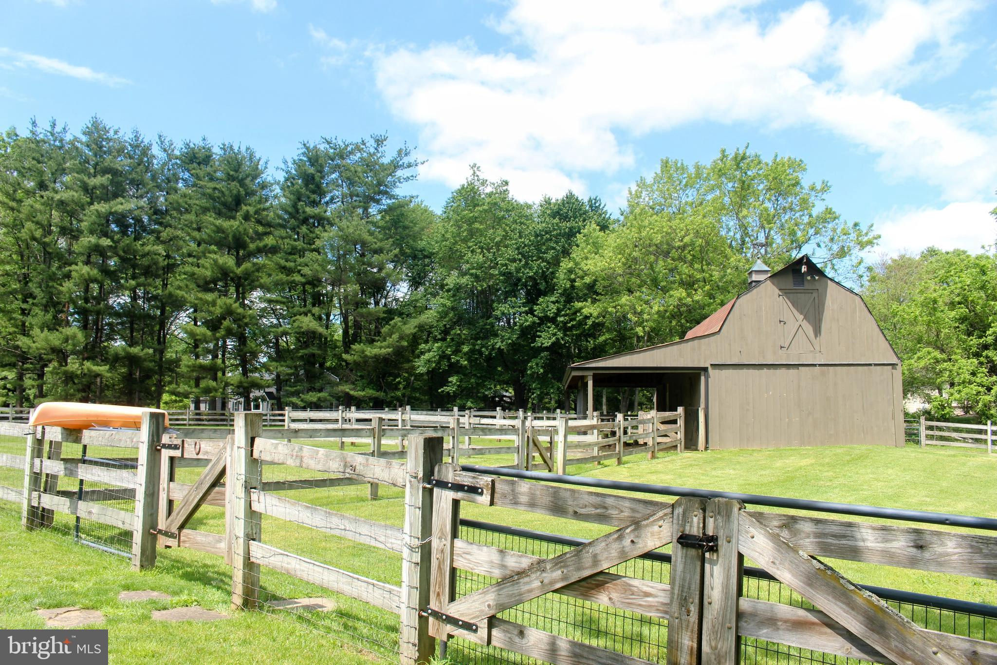 BUCKINGHAM VALLEY - Residential