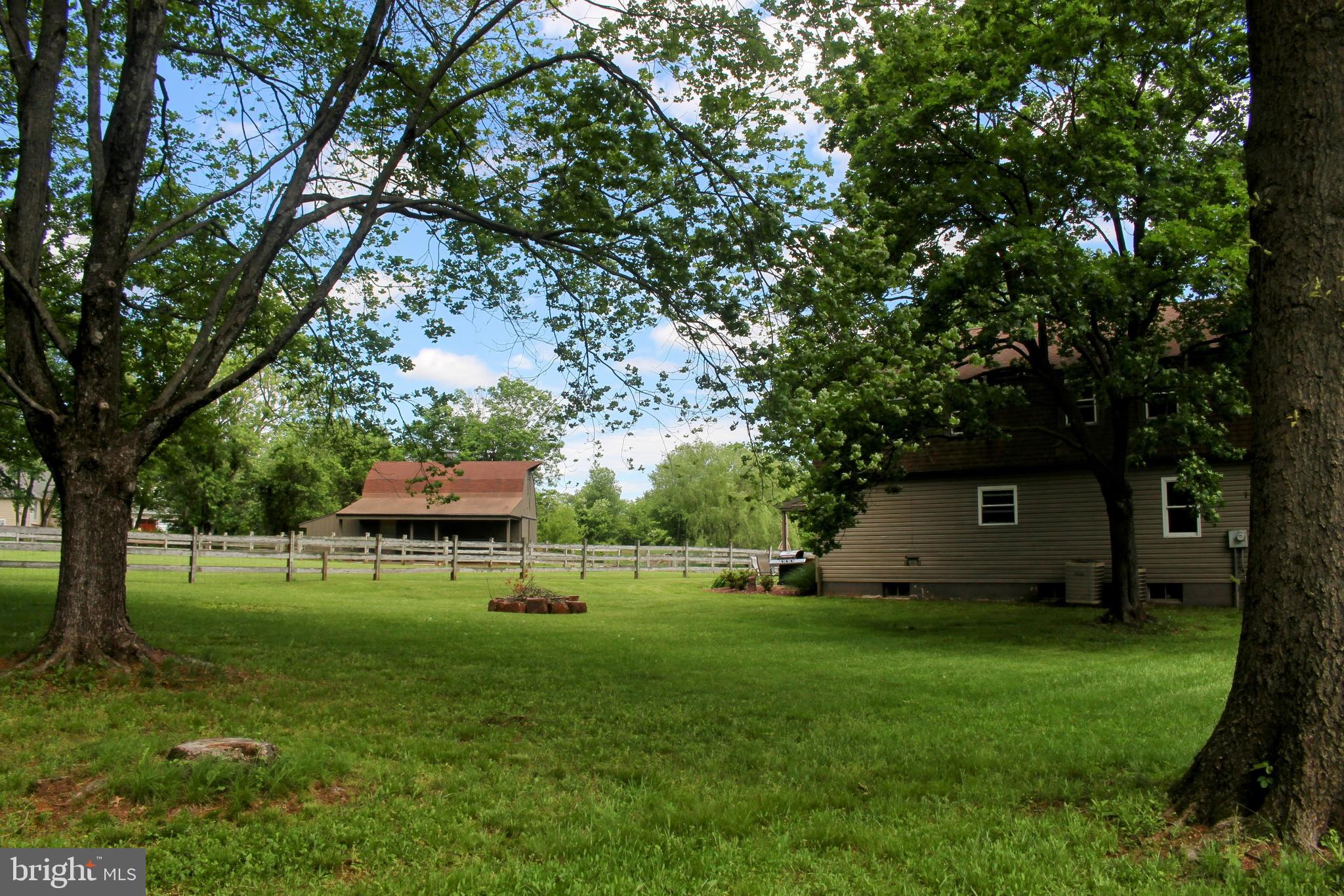 BUCKINGHAM VALLEY - Residential