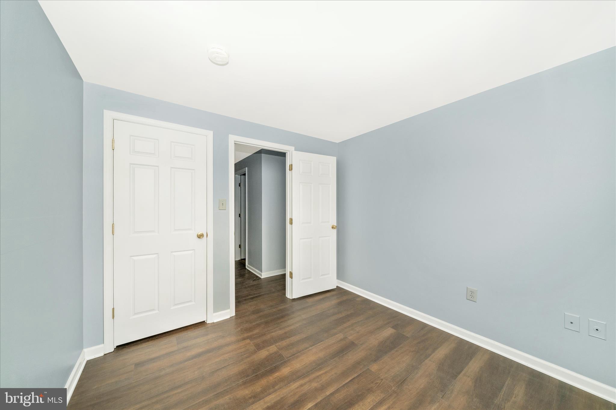 WATERSIDE - Residential