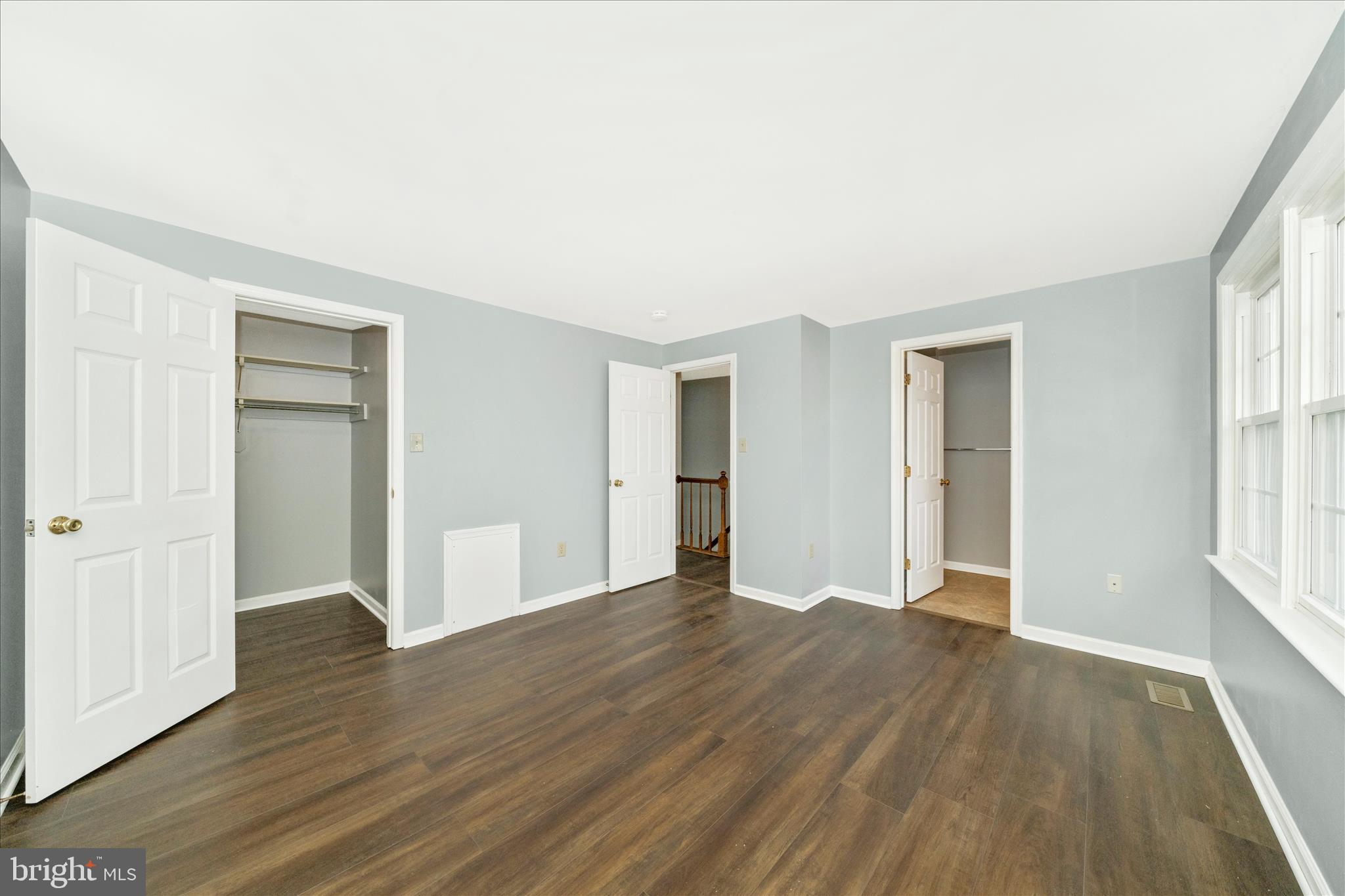 WATERSIDE - Residential