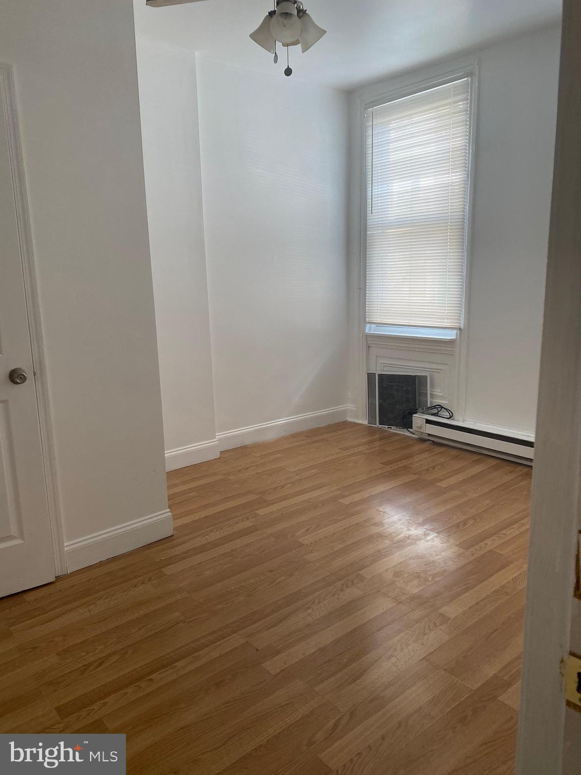 HAWTHORNE - Residential Lease