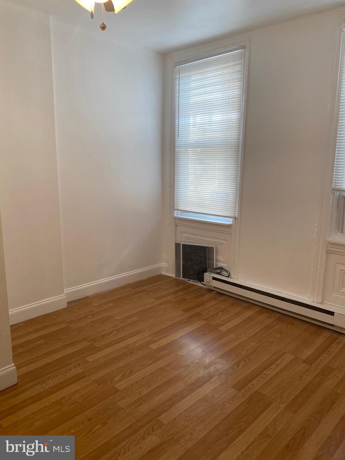 HAWTHORNE - Residential Lease