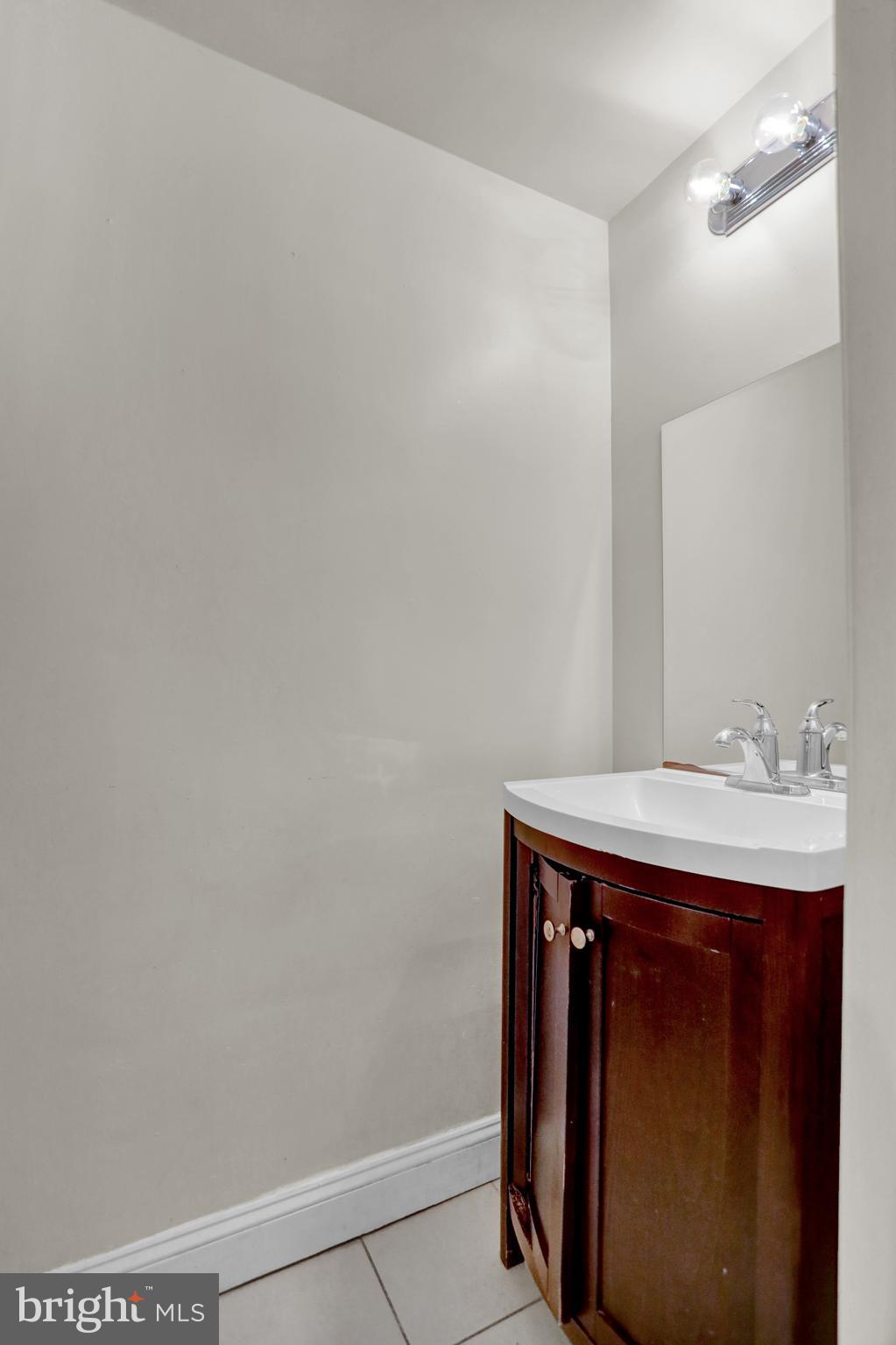 BAYVIEW - Residential Lease