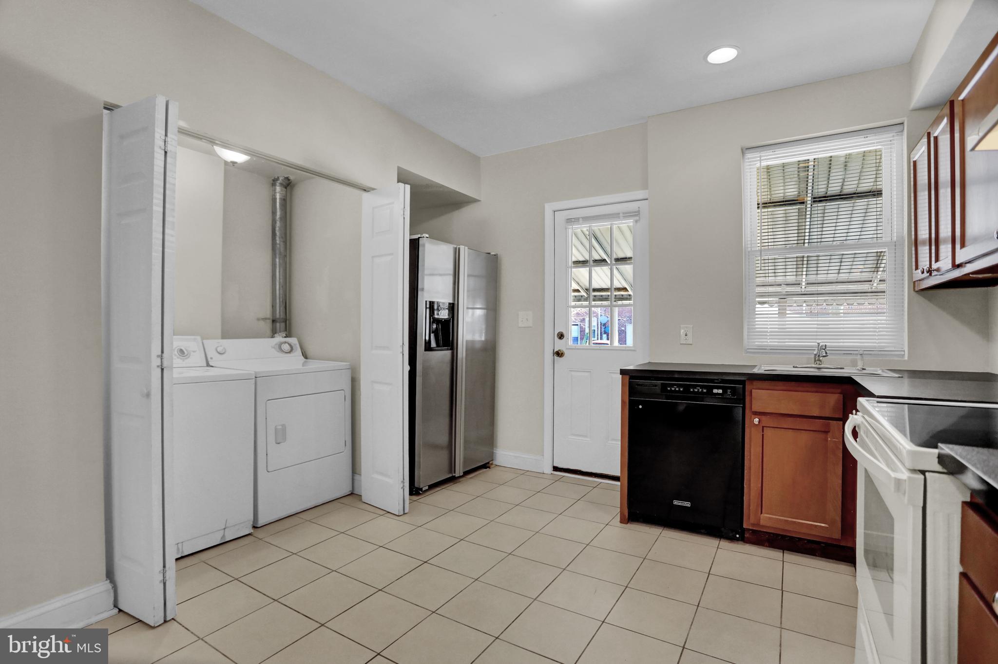 BAYVIEW - Residential Lease