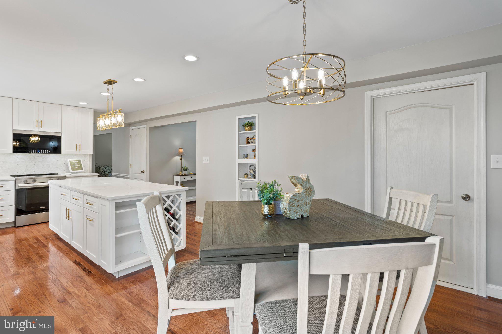 VICTORIA STATION - Residential