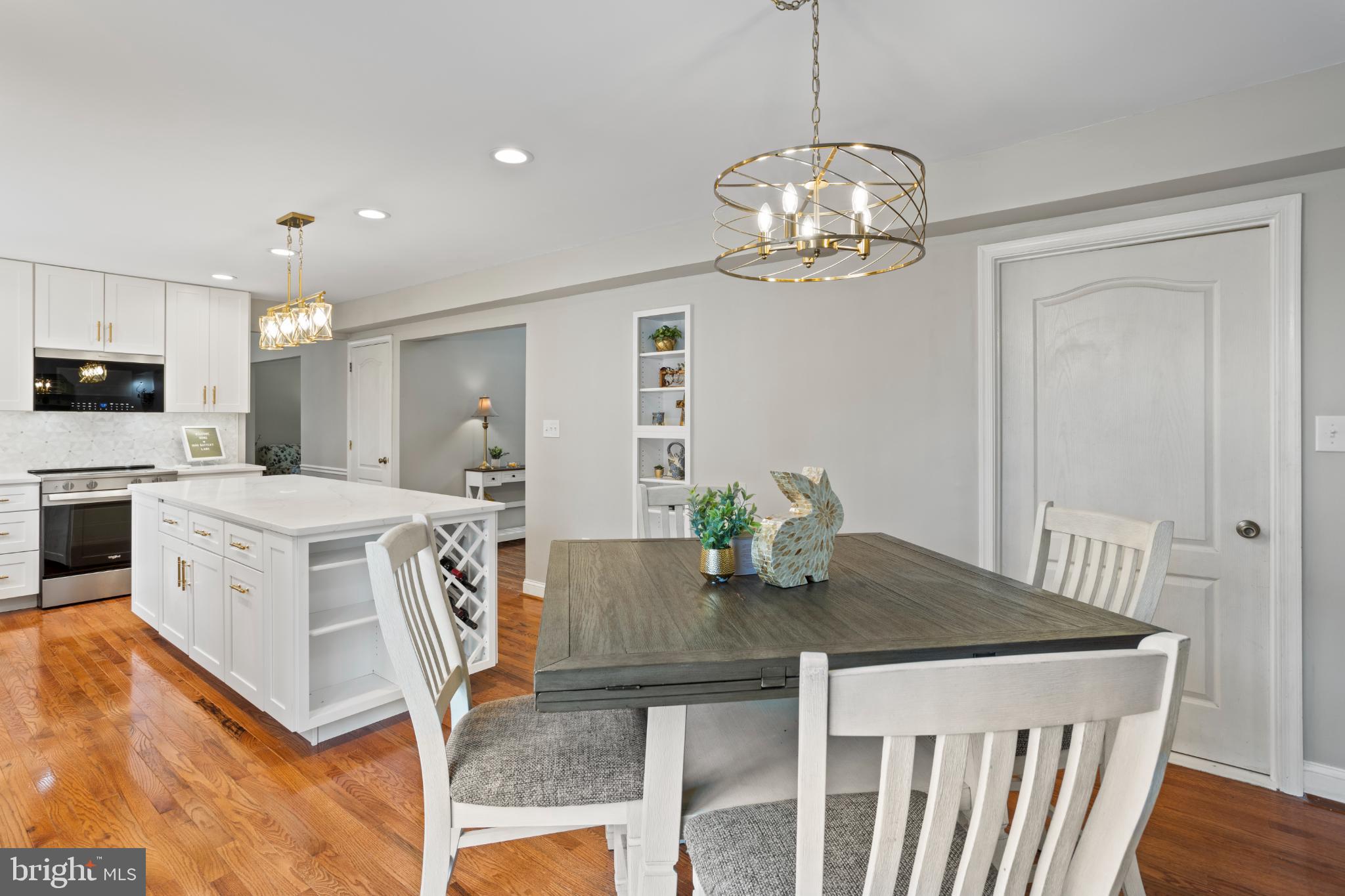 VICTORIA STATION - Residential