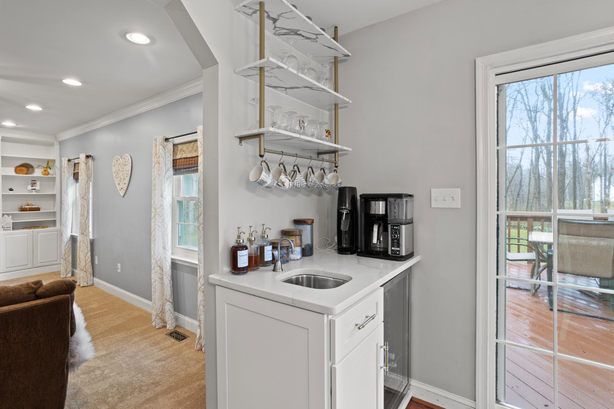 VICTORIA STATION - Residential