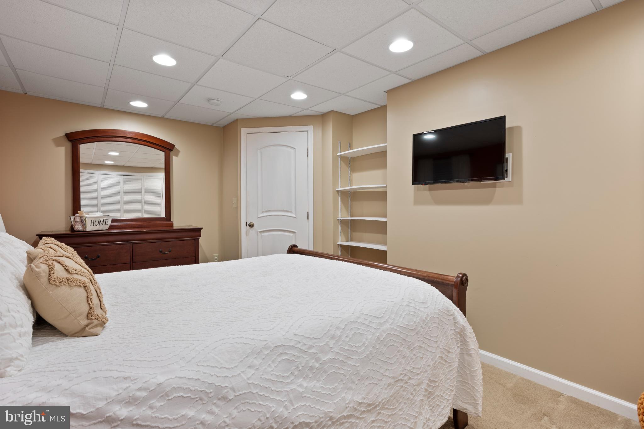 VICTORIA STATION - Residential