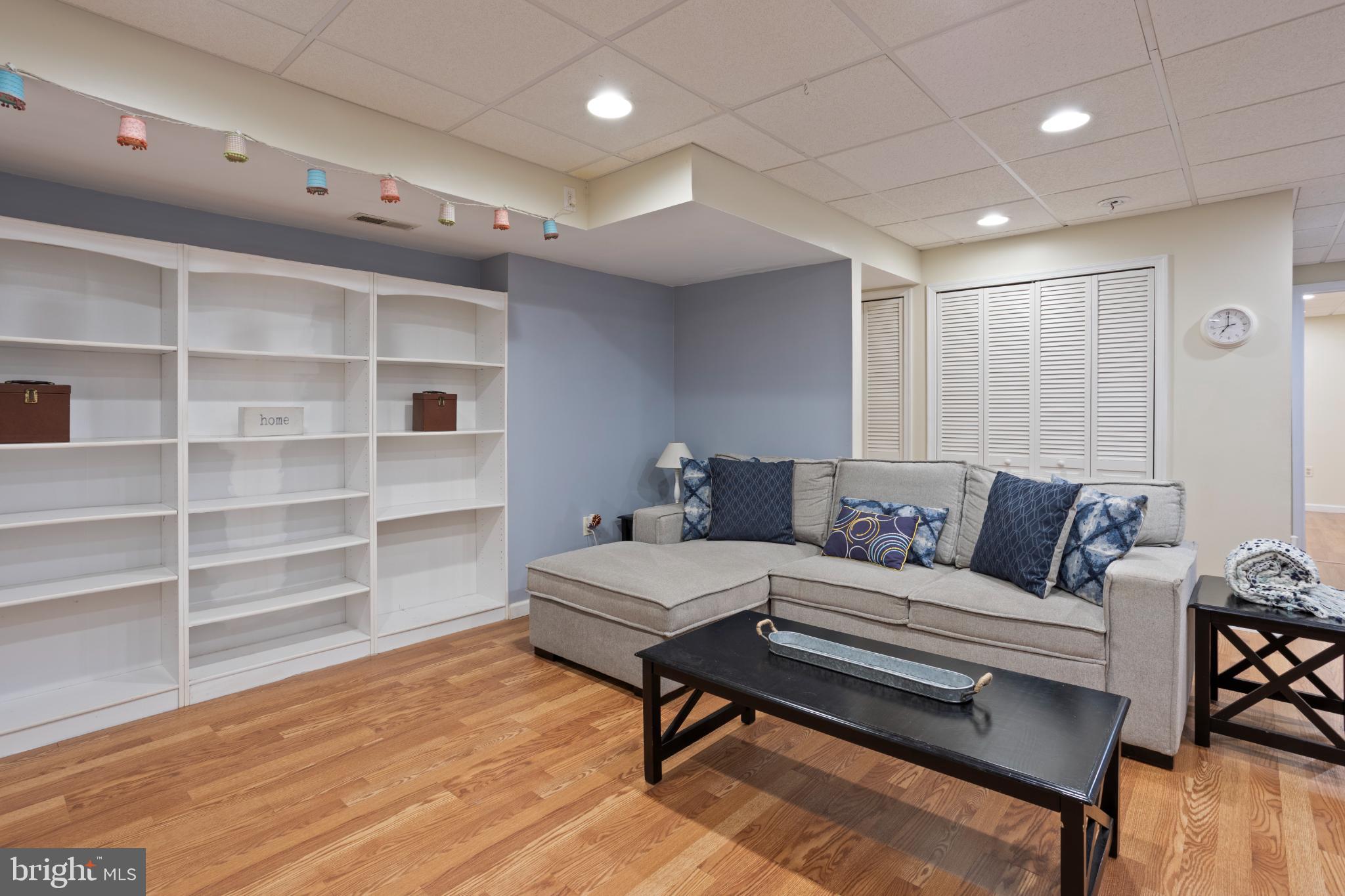 VICTORIA STATION - Residential