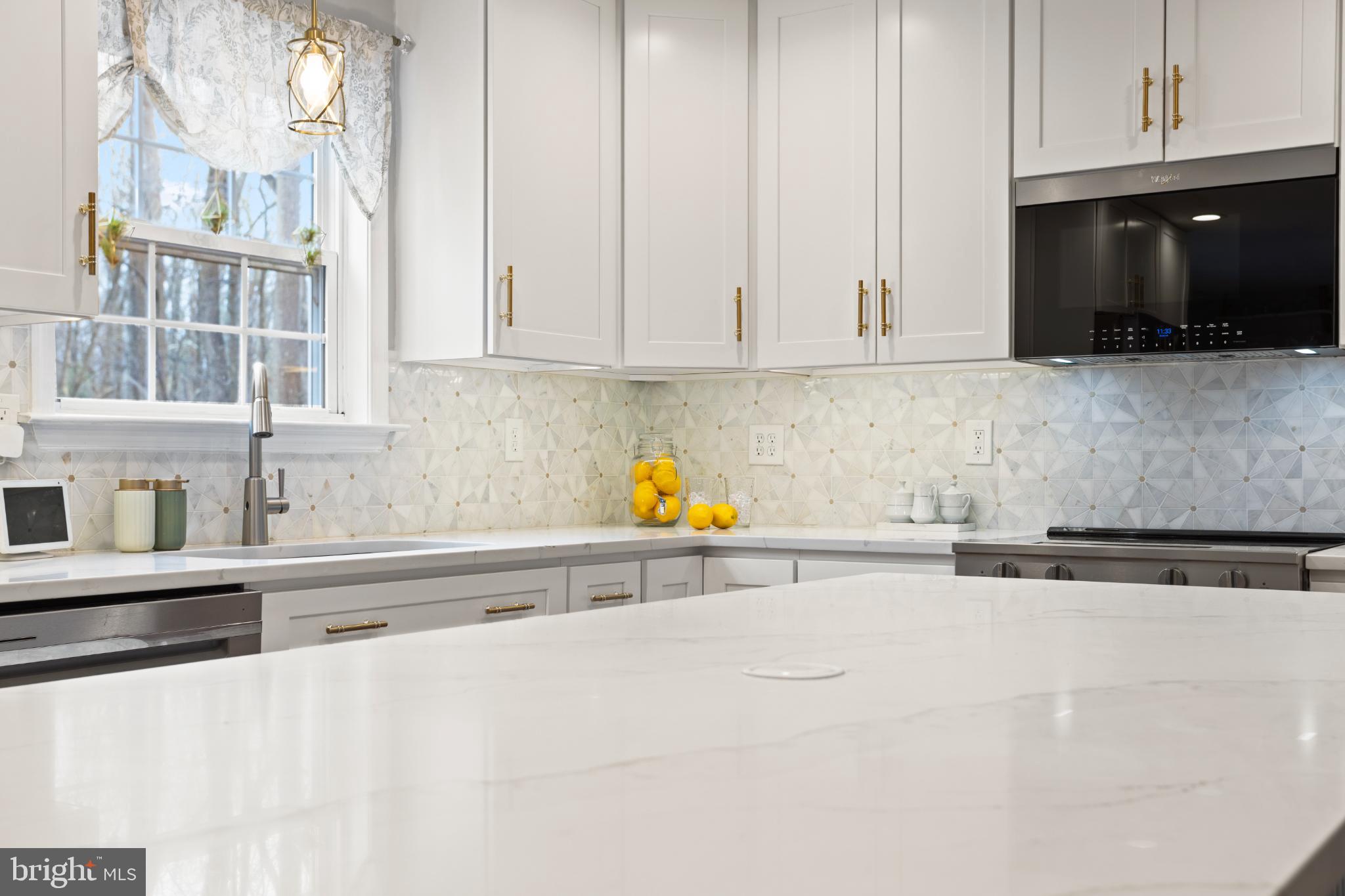 VICTORIA STATION - Residential