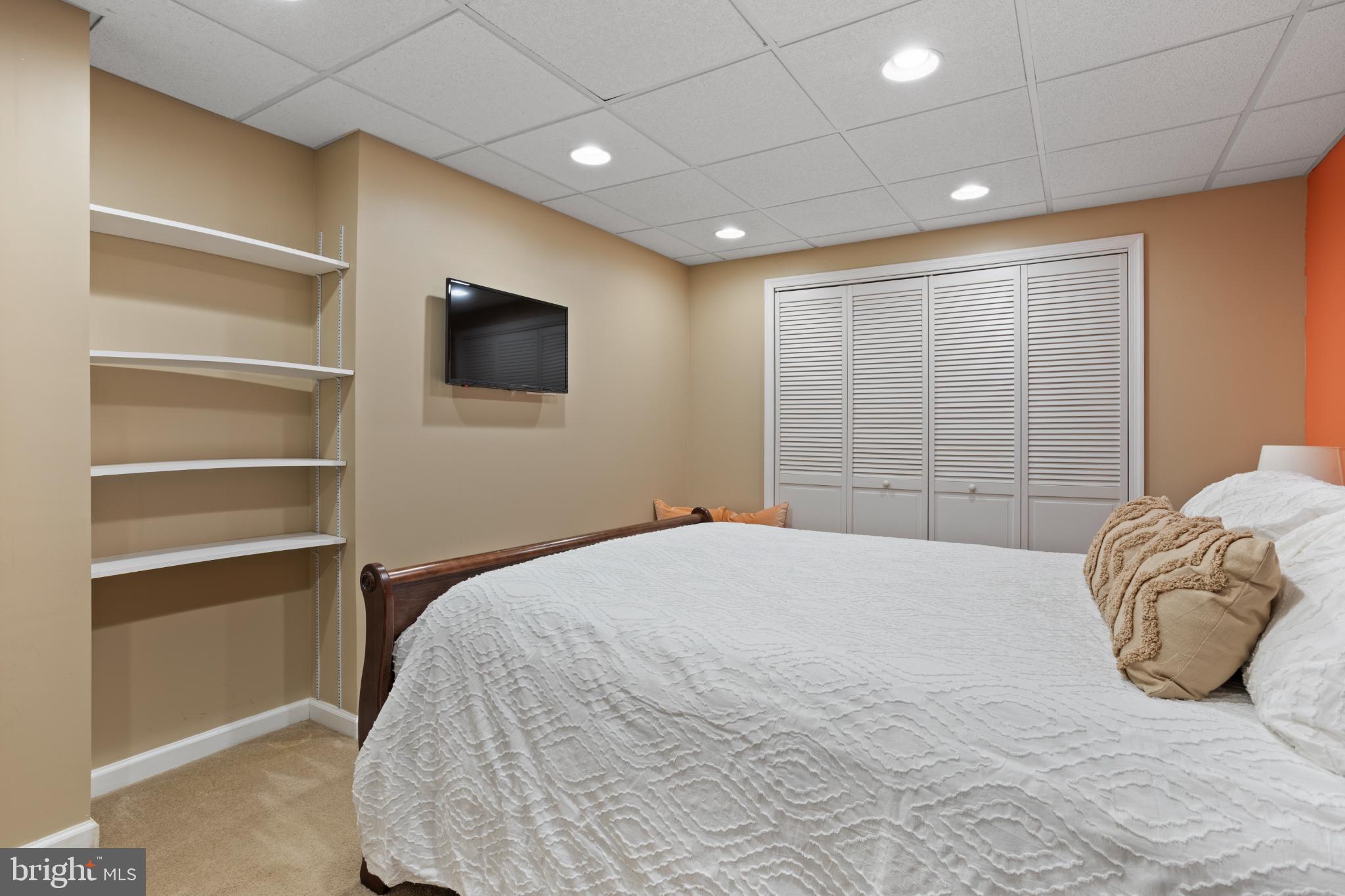 VICTORIA STATION - Residential