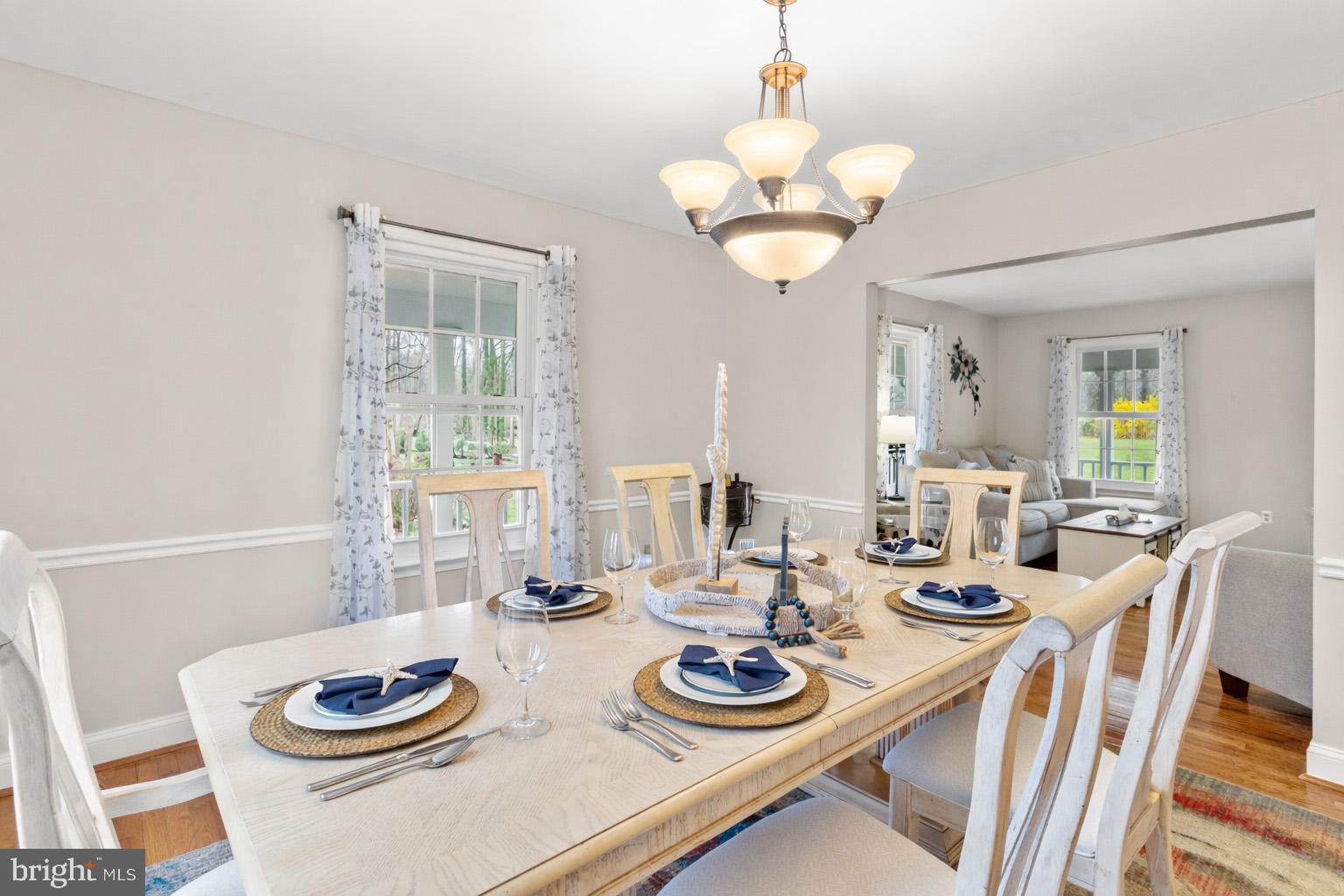 VICTORIA STATION - Residential