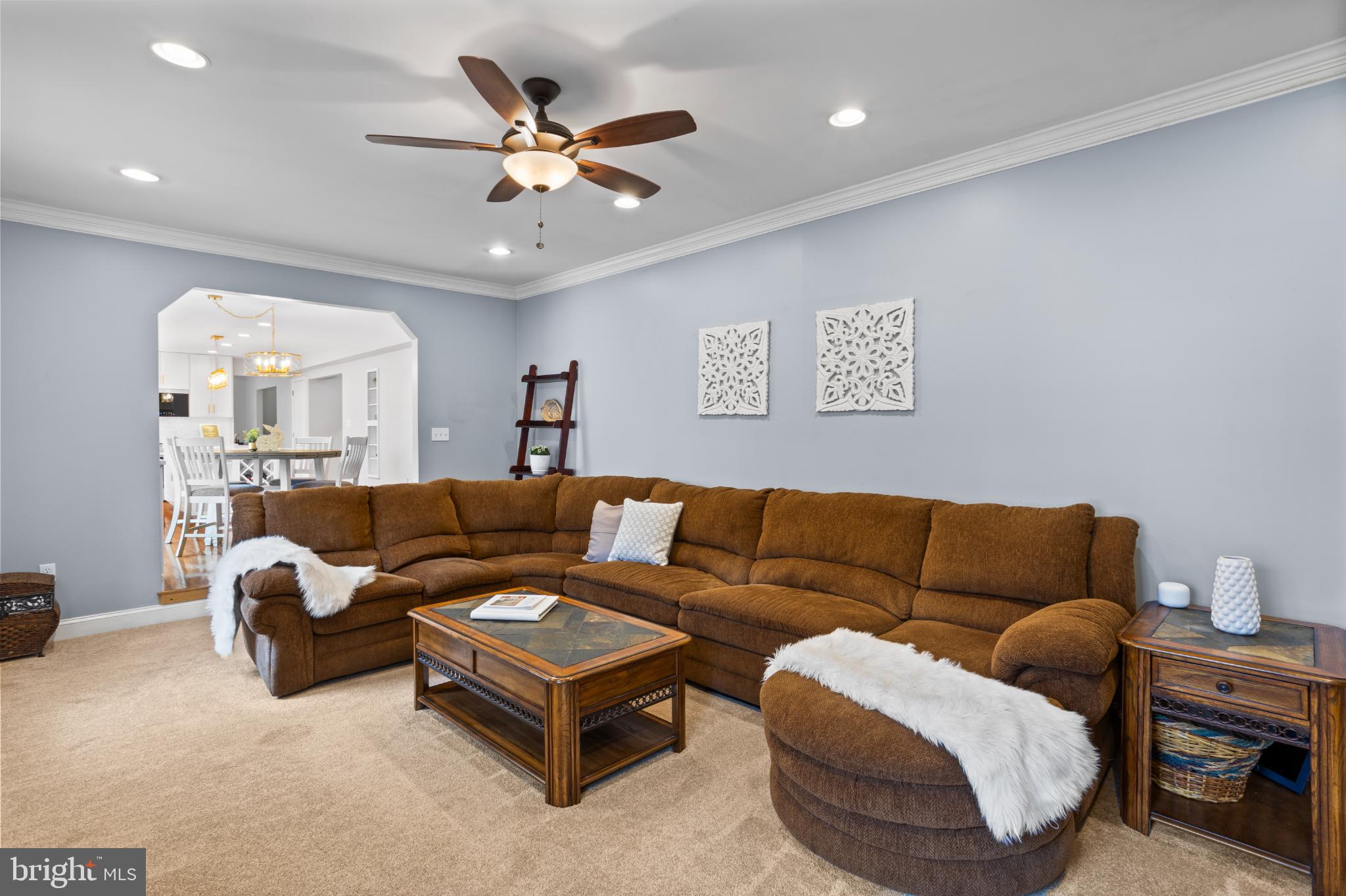 VICTORIA STATION - Residential