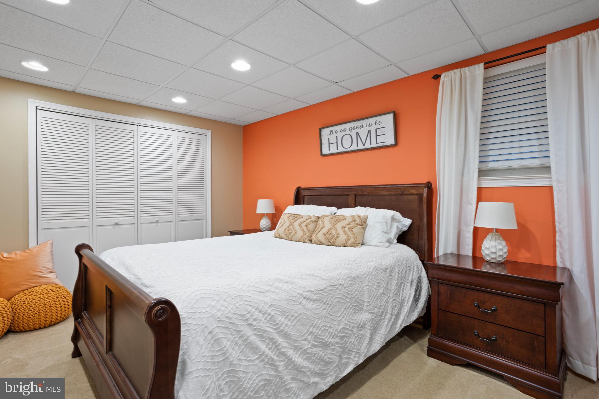 VICTORIA STATION - Residential